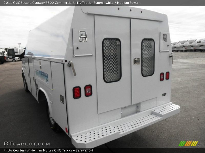 Summit White / Medium Pewter 2011 GMC Savana Cutaway 3500 Commercial Utility Truck