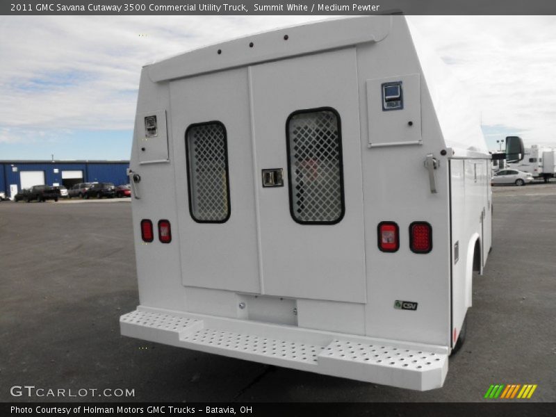 Summit White / Medium Pewter 2011 GMC Savana Cutaway 3500 Commercial Utility Truck