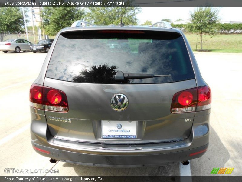 Alaska Grey Metallic / Anthracite 2009 Volkswagen Touareg 2 VR6
