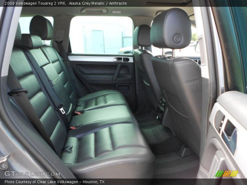 Alaska Grey Metallic / Anthracite 2009 Volkswagen Touareg 2 VR6