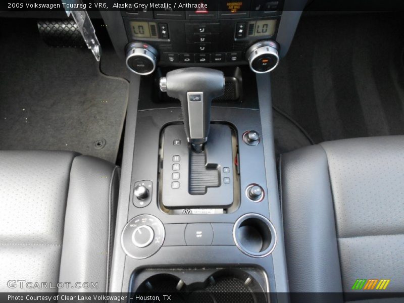 Alaska Grey Metallic / Anthracite 2009 Volkswagen Touareg 2 VR6