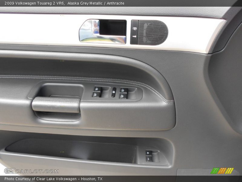 Alaska Grey Metallic / Anthracite 2009 Volkswagen Touareg 2 VR6