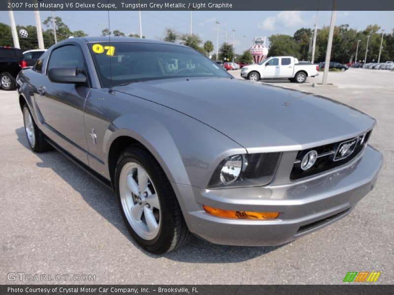 Tungsten Grey Metallic / Light Graphite 2007 Ford Mustang V6 Deluxe Coupe