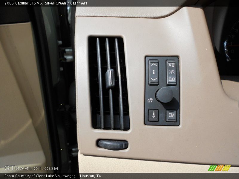 Silver Green / Cashmere 2005 Cadillac STS V6