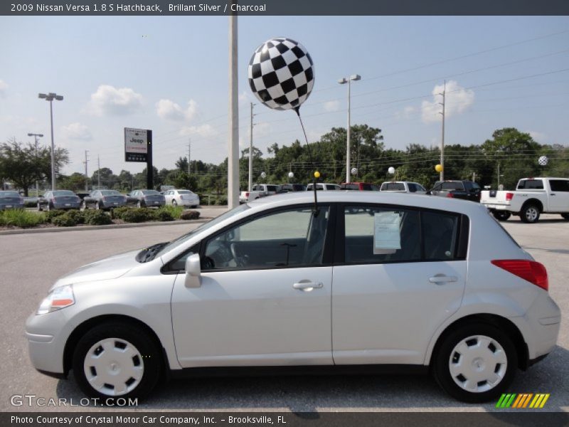 Brillant Silver / Charcoal 2009 Nissan Versa 1.8 S Hatchback
