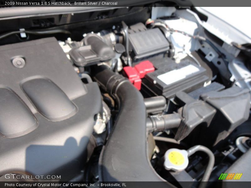 Brillant Silver / Charcoal 2009 Nissan Versa 1.8 S Hatchback