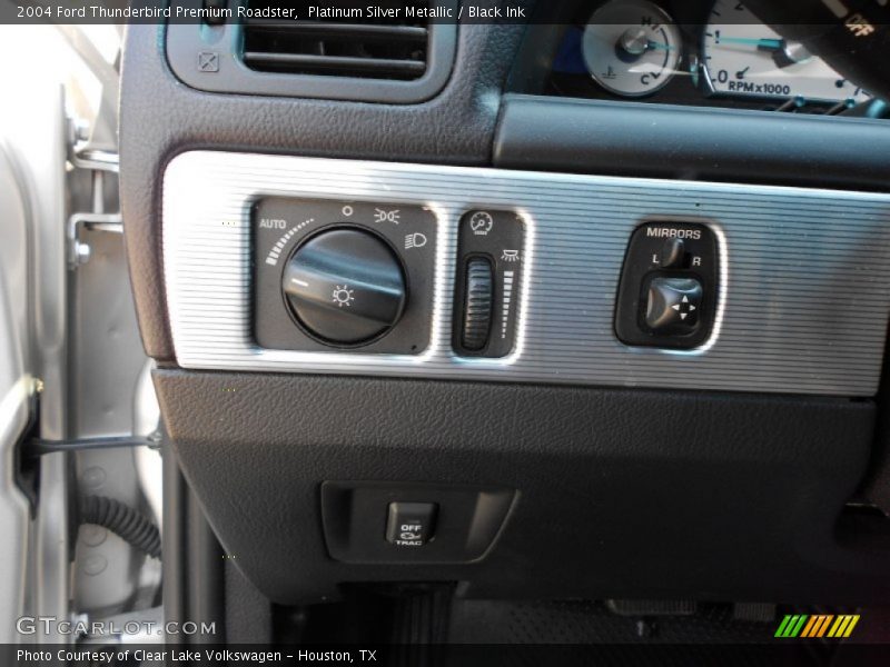 Controls of 2004 Thunderbird Premium Roadster