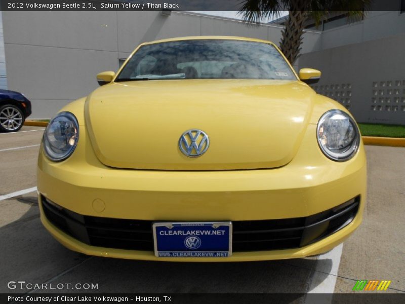 Saturn Yellow / Titan Black 2012 Volkswagen Beetle 2.5L