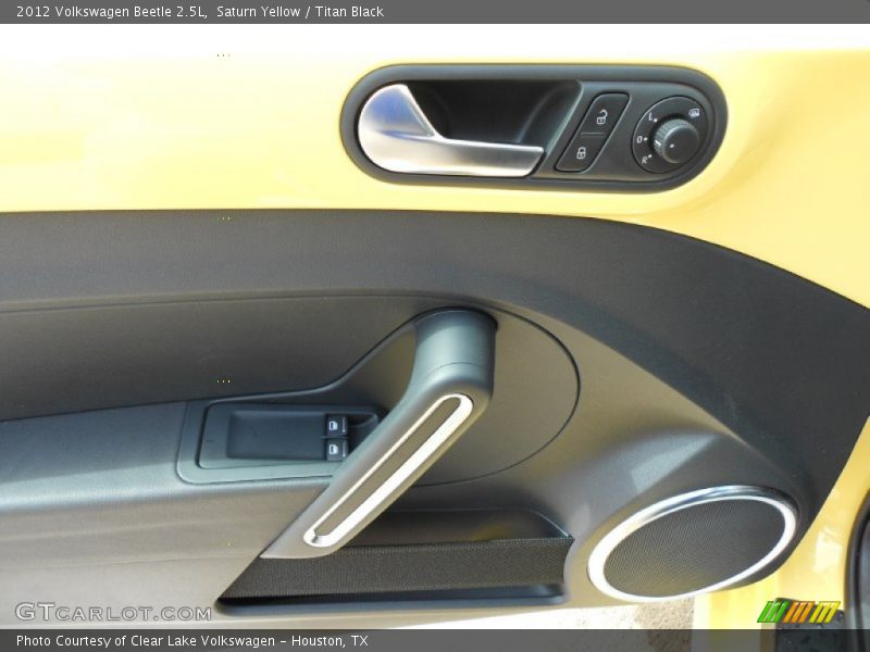 Door Panel of 2012 Beetle 2.5L