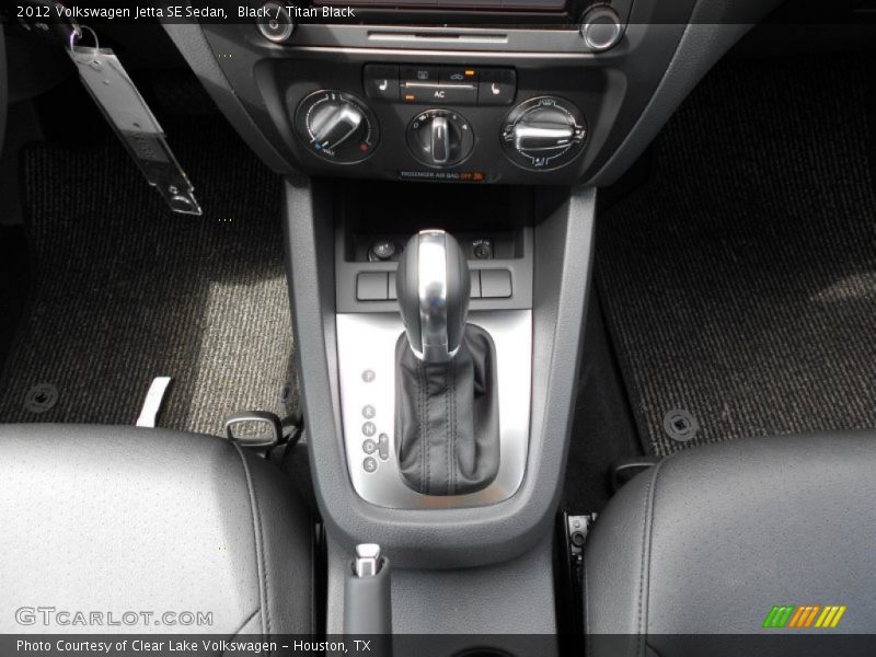 Black / Titan Black 2012 Volkswagen Jetta SE Sedan