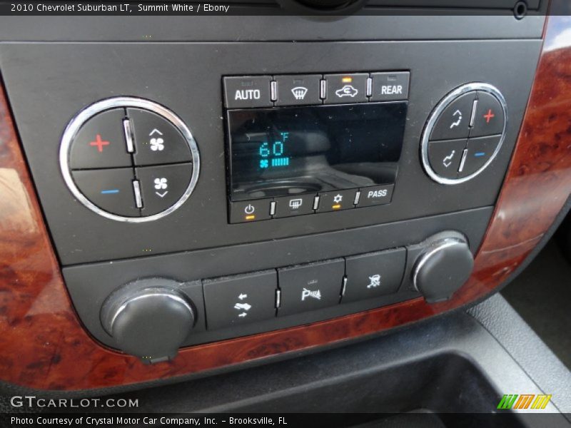 Summit White / Ebony 2010 Chevrolet Suburban LT