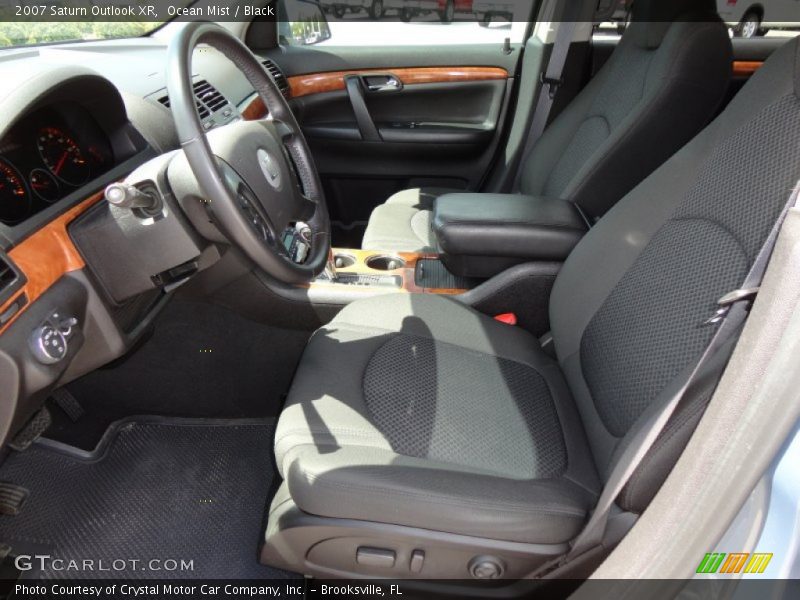 Ocean Mist / Black 2007 Saturn Outlook XR