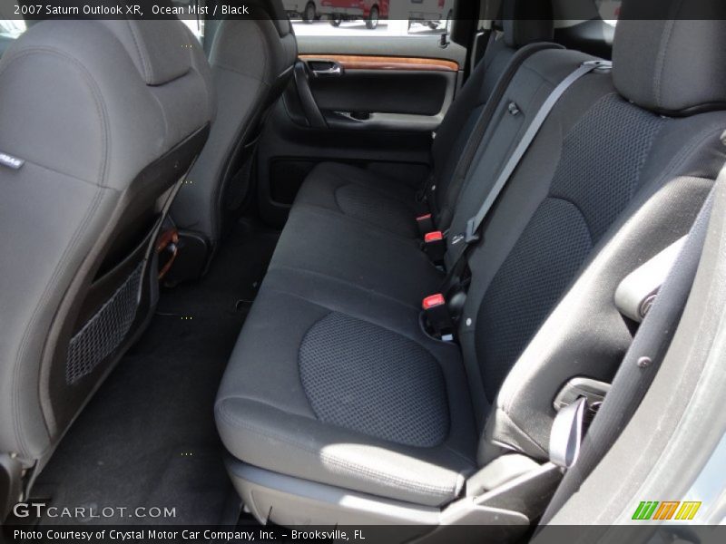 Ocean Mist / Black 2007 Saturn Outlook XR