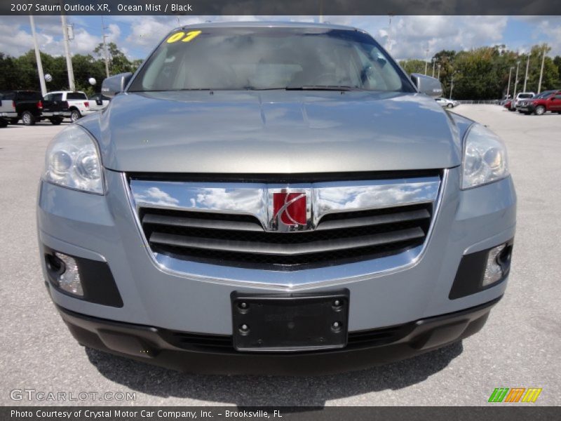 Ocean Mist / Black 2007 Saturn Outlook XR