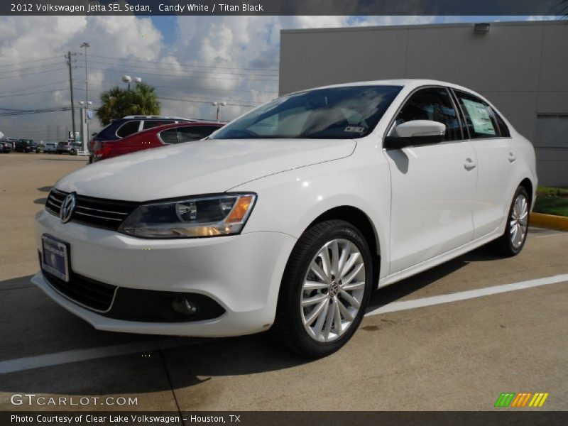 Candy White / Titan Black 2012 Volkswagen Jetta SEL Sedan