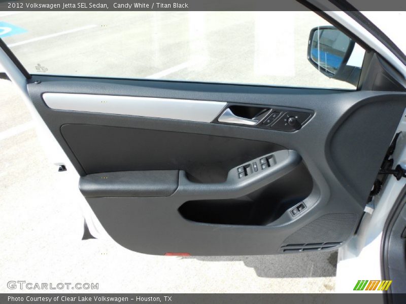 Candy White / Titan Black 2012 Volkswagen Jetta SEL Sedan