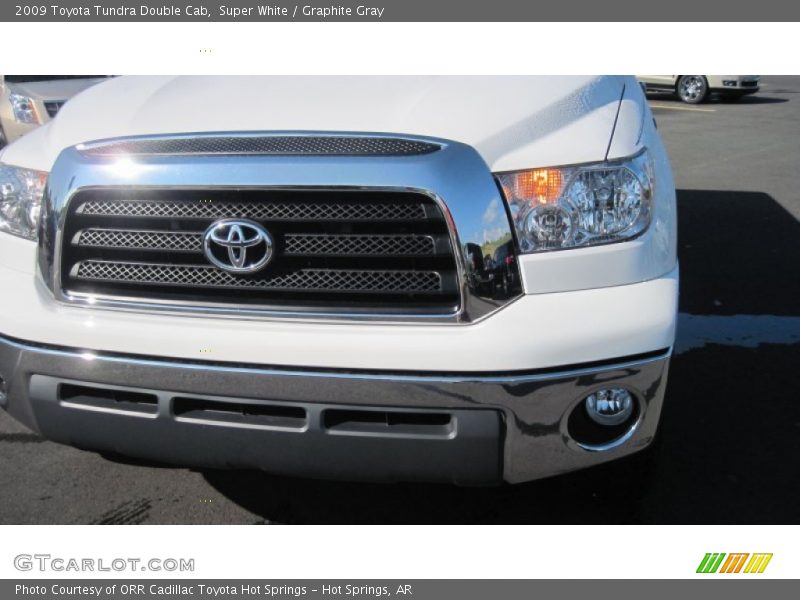 Super White / Graphite Gray 2009 Toyota Tundra Double Cab