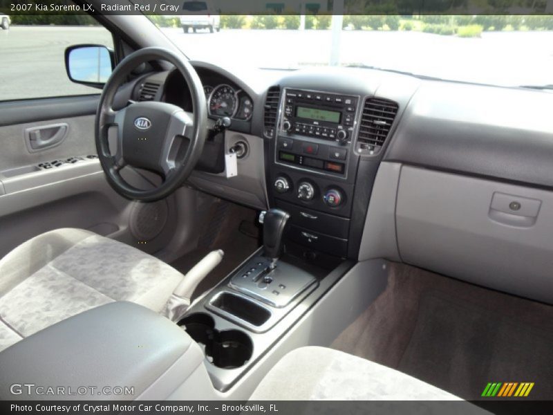 Radiant Red / Gray 2007 Kia Sorento LX