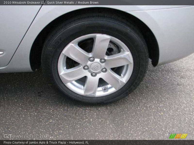 Quick Silver Metallic / Medium Brown 2010 Mitsubishi Endeavor LS