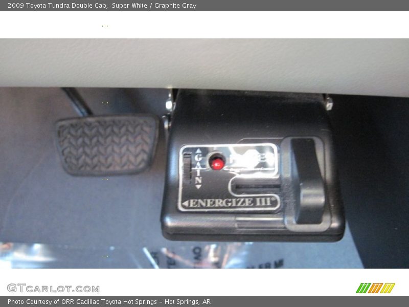 Super White / Graphite Gray 2009 Toyota Tundra Double Cab