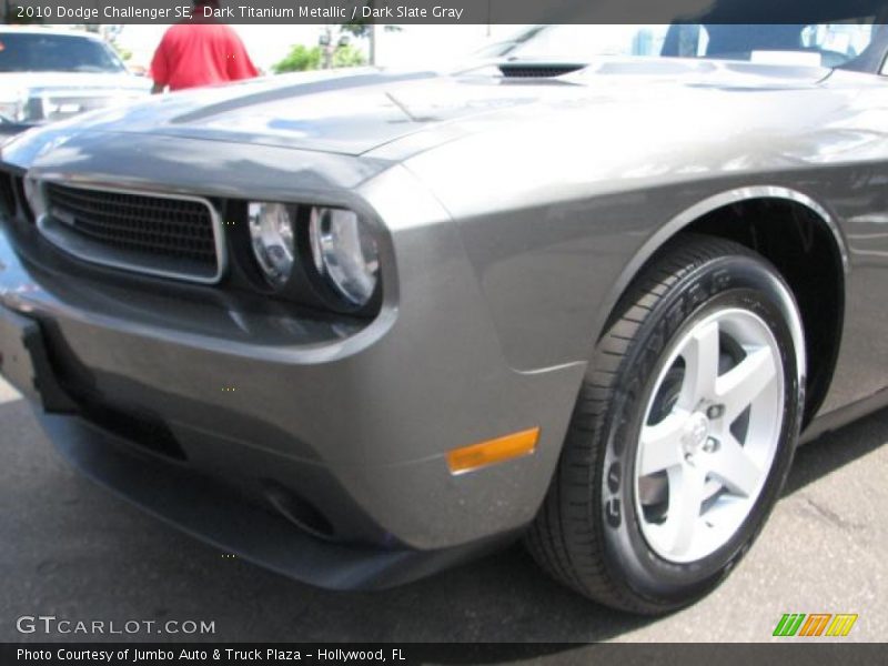 Dark Titanium Metallic / Dark Slate Gray 2010 Dodge Challenger SE