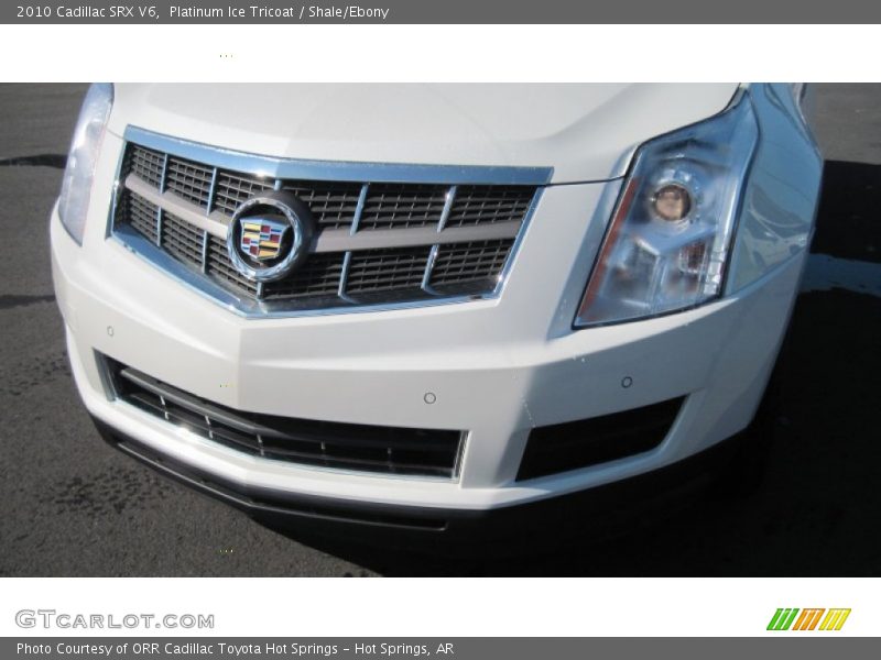 Platinum Ice Tricoat / Shale/Ebony 2010 Cadillac SRX V6