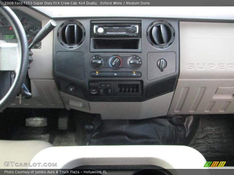Oxford White / Medium Stone 2008 Ford F350 Super Duty FX4 Crew Cab 4x4 Dually