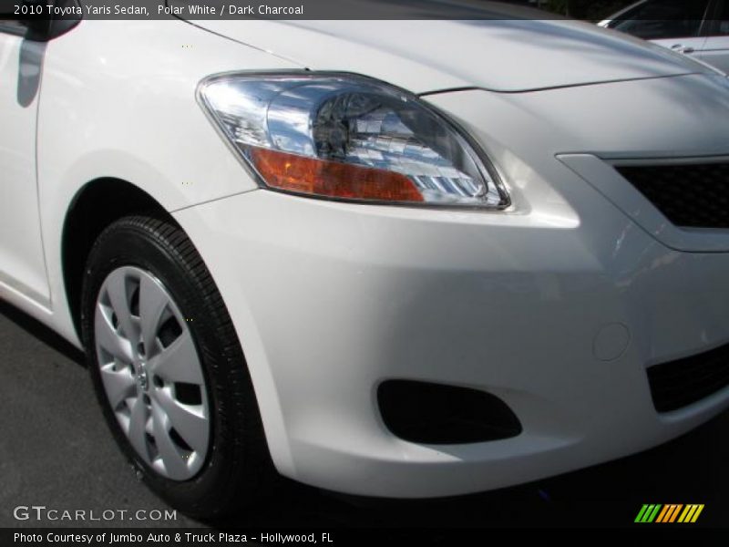 Polar White / Dark Charcoal 2010 Toyota Yaris Sedan