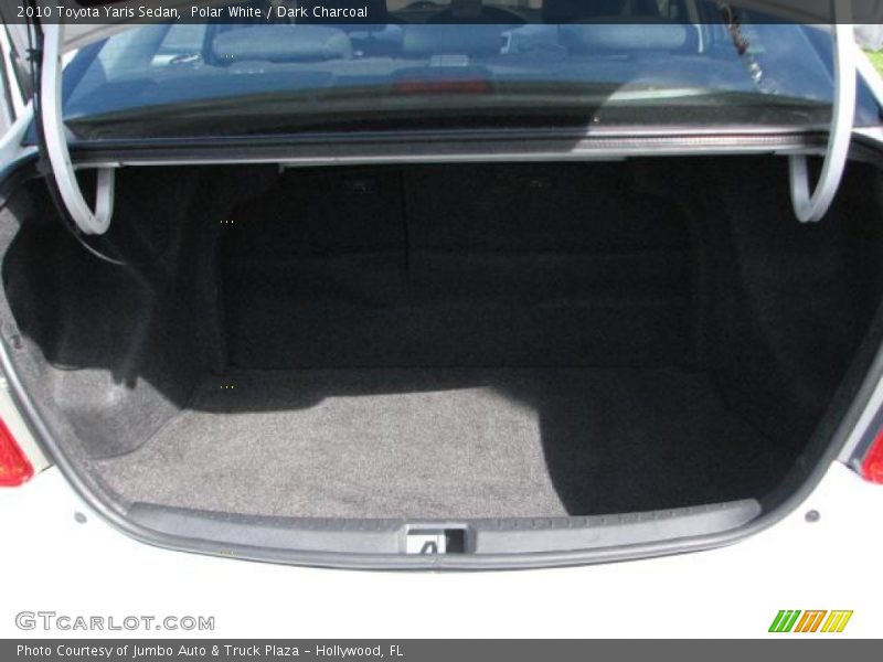 Polar White / Dark Charcoal 2010 Toyota Yaris Sedan