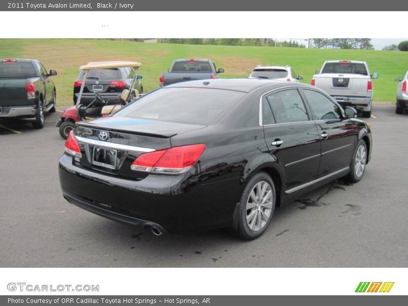 Black / Ivory 2011 Toyota Avalon Limited