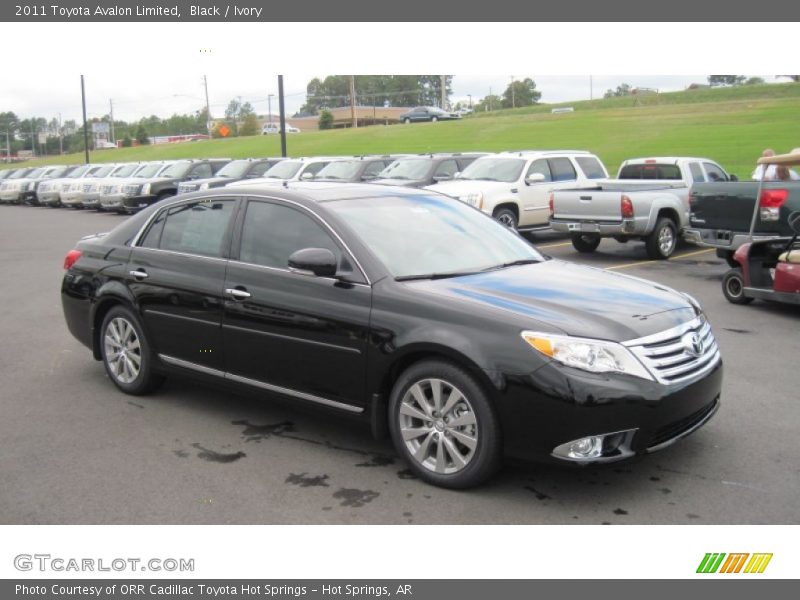 Black / Ivory 2011 Toyota Avalon Limited