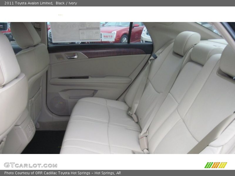 Black / Ivory 2011 Toyota Avalon Limited