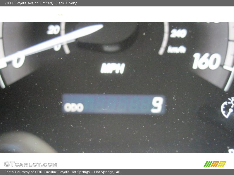 Black / Ivory 2011 Toyota Avalon Limited