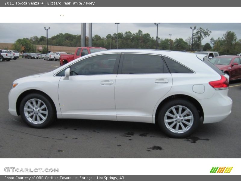 Blizzard Pearl White / Ivory 2011 Toyota Venza I4