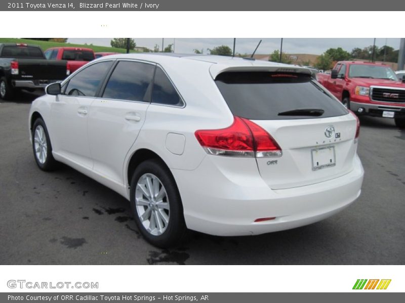 Blizzard Pearl White / Ivory 2011 Toyota Venza I4