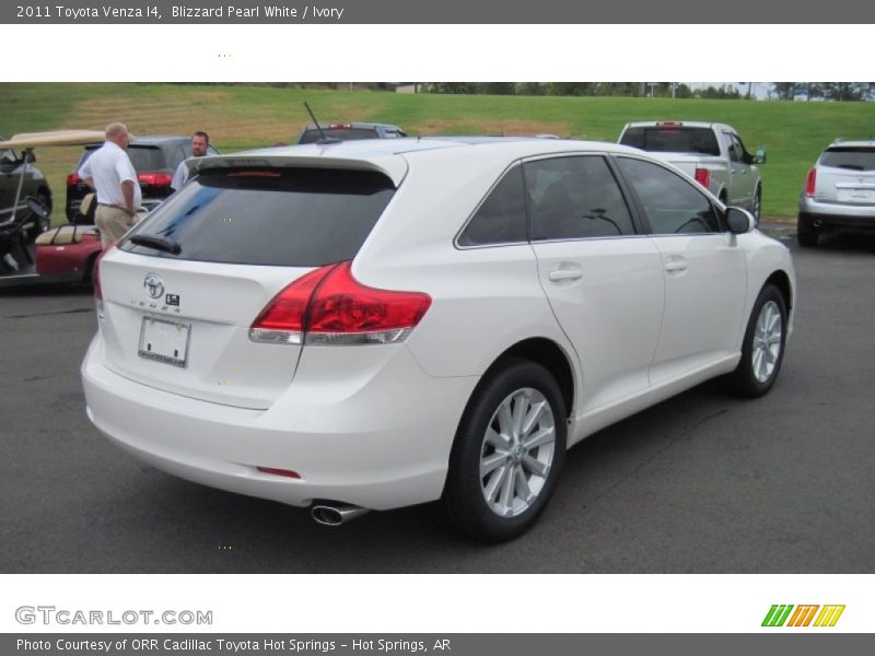 Blizzard Pearl White / Ivory 2011 Toyota Venza I4