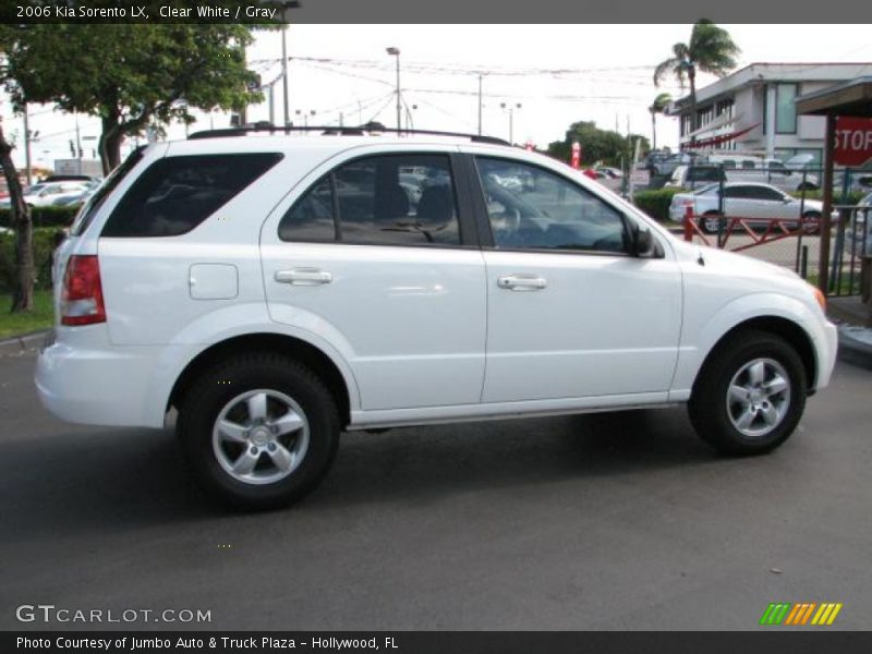 Clear White / Gray 2006 Kia Sorento LX