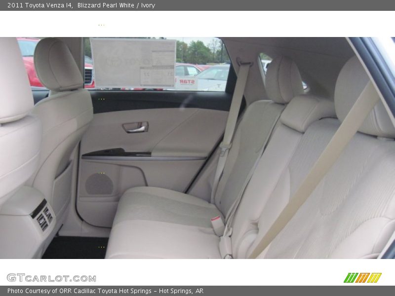 Blizzard Pearl White / Ivory 2011 Toyota Venza I4