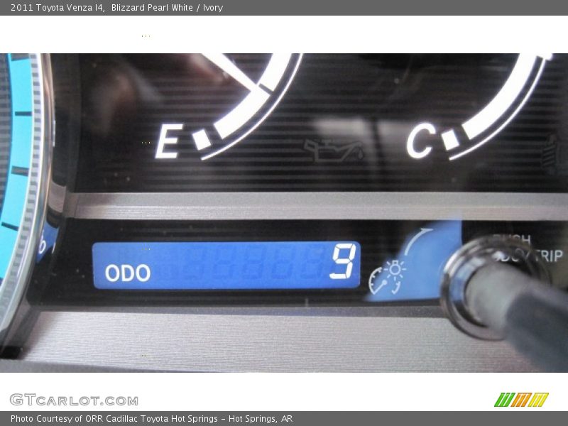Blizzard Pearl White / Ivory 2011 Toyota Venza I4