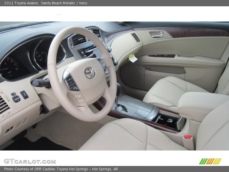 Sandy Beach Metallic / Ivory 2011 Toyota Avalon