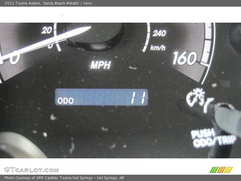 Sandy Beach Metallic / Ivory 2011 Toyota Avalon