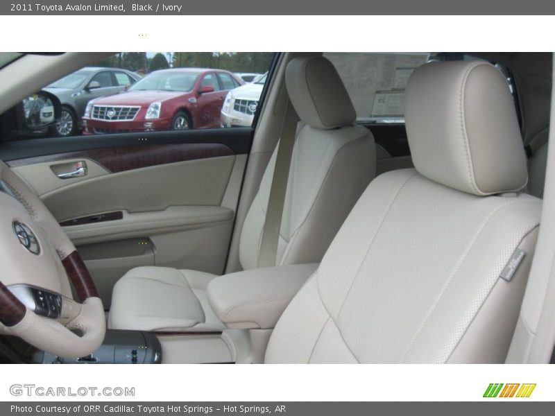 Black / Ivory 2011 Toyota Avalon Limited