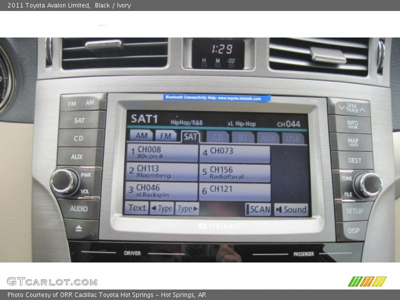 Black / Ivory 2011 Toyota Avalon Limited