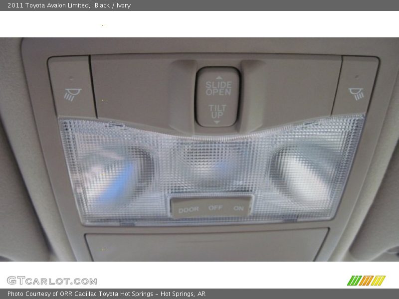 Black / Ivory 2011 Toyota Avalon Limited