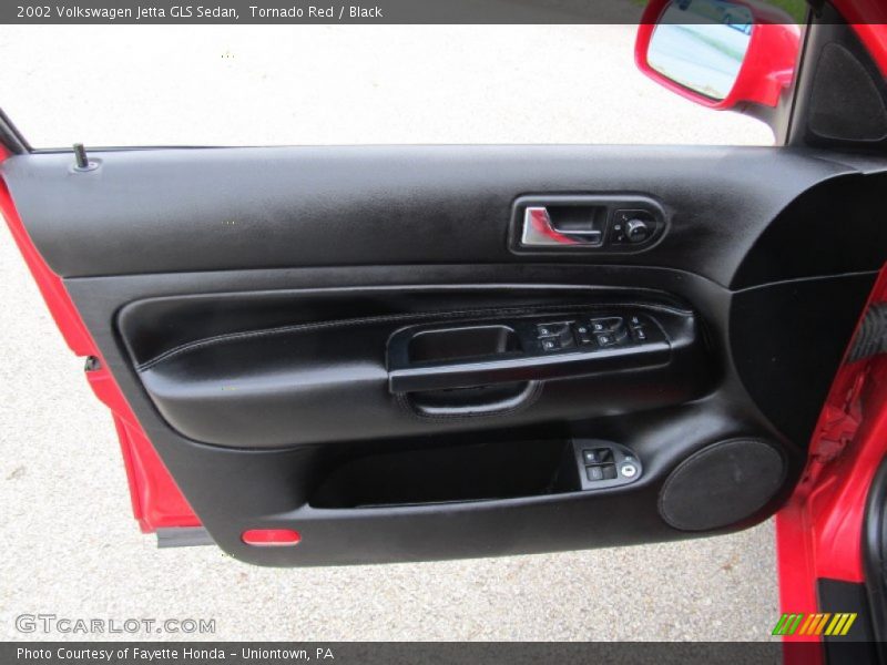 Tornado Red / Black 2002 Volkswagen Jetta GLS Sedan