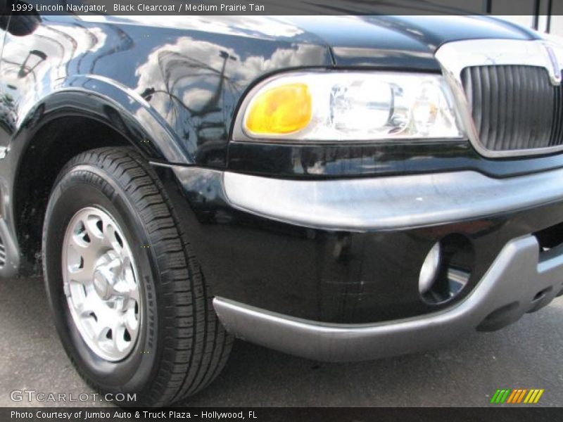 Black Clearcoat / Medium Prairie Tan 1999 Lincoln Navigator