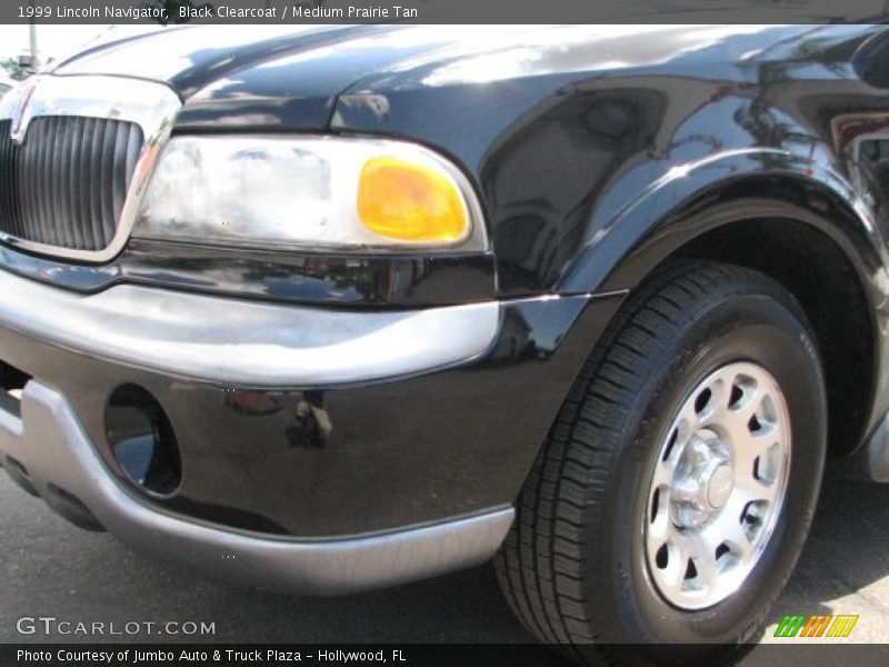 Black Clearcoat / Medium Prairie Tan 1999 Lincoln Navigator
