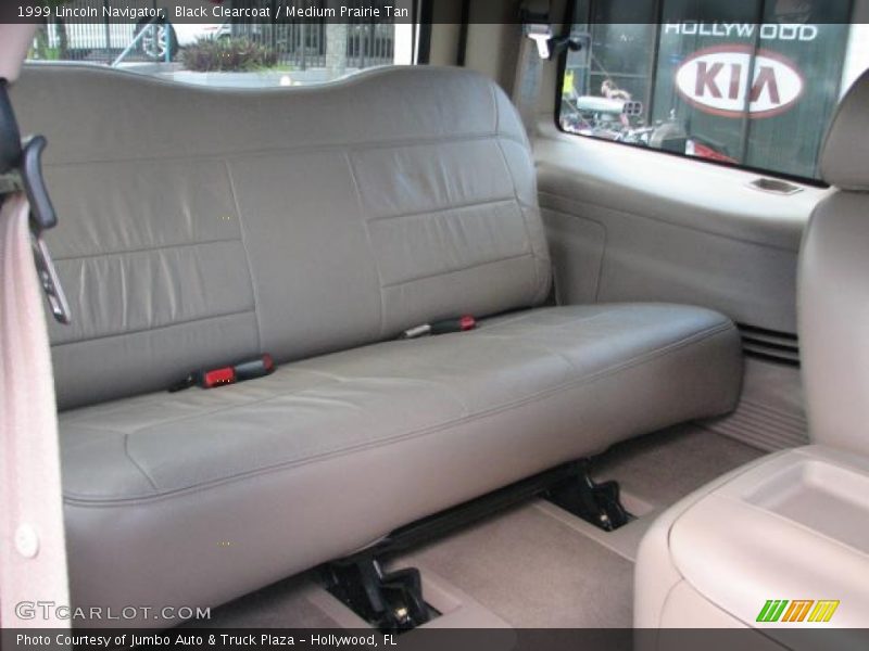 Black Clearcoat / Medium Prairie Tan 1999 Lincoln Navigator