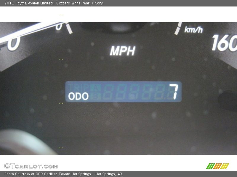 Blizzard White Pearl / Ivory 2011 Toyota Avalon Limited