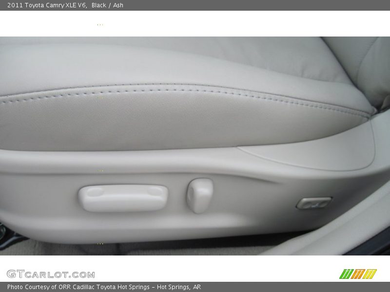 Black / Ash 2011 Toyota Camry XLE V6